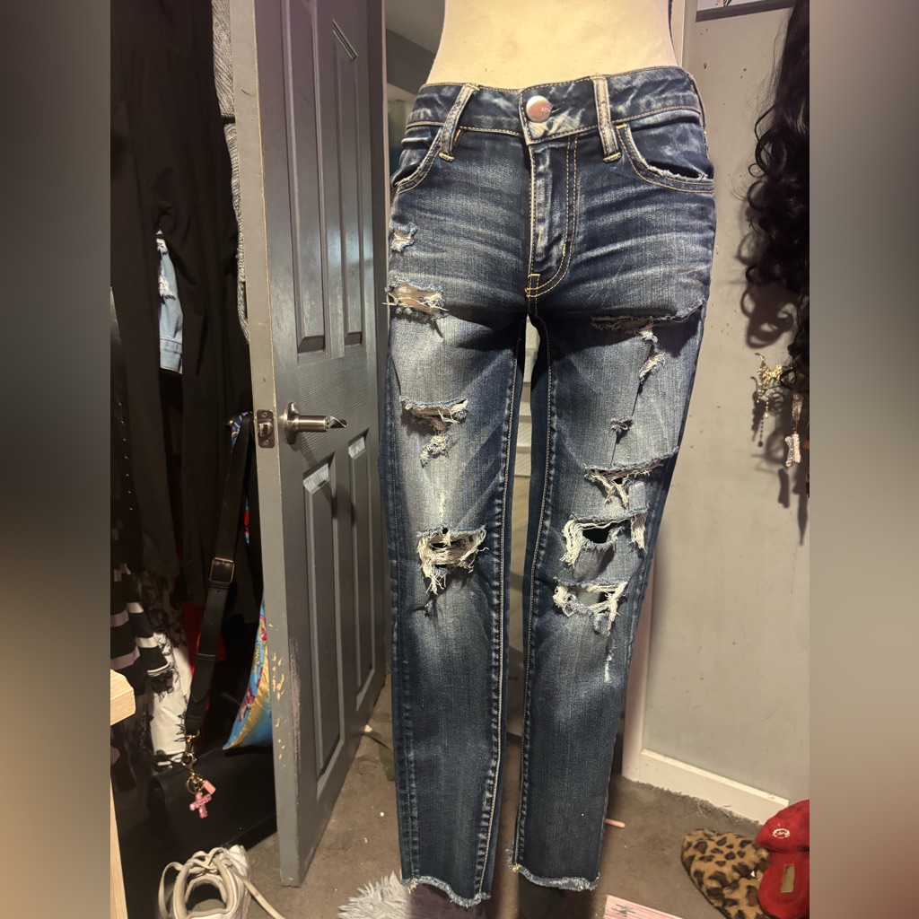 American Eagle Outfitters Dark Blue Stretch Jeans With Contrast Stitching
